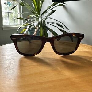 Ray-Ban RB2140 Classic Wayfarer Sunglasses - Tortoiseshell 50-22